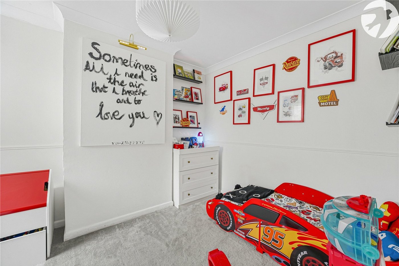 2 bedroom house for sale in Greenhithe | Robinson Jackson