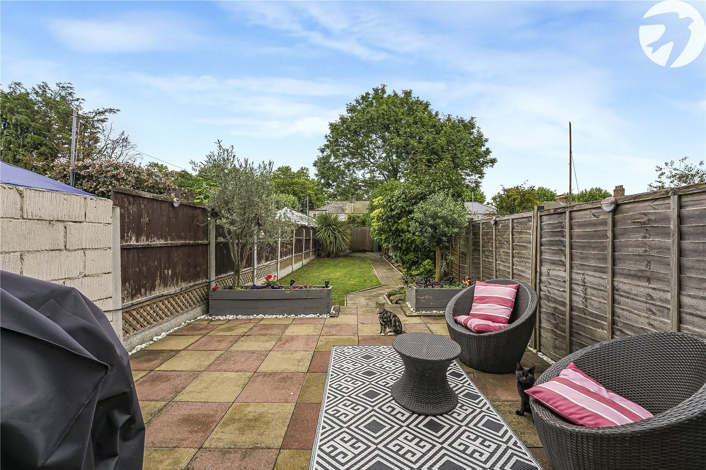 2 bedroom house for sale in Greenhithe | Robinson Jackson