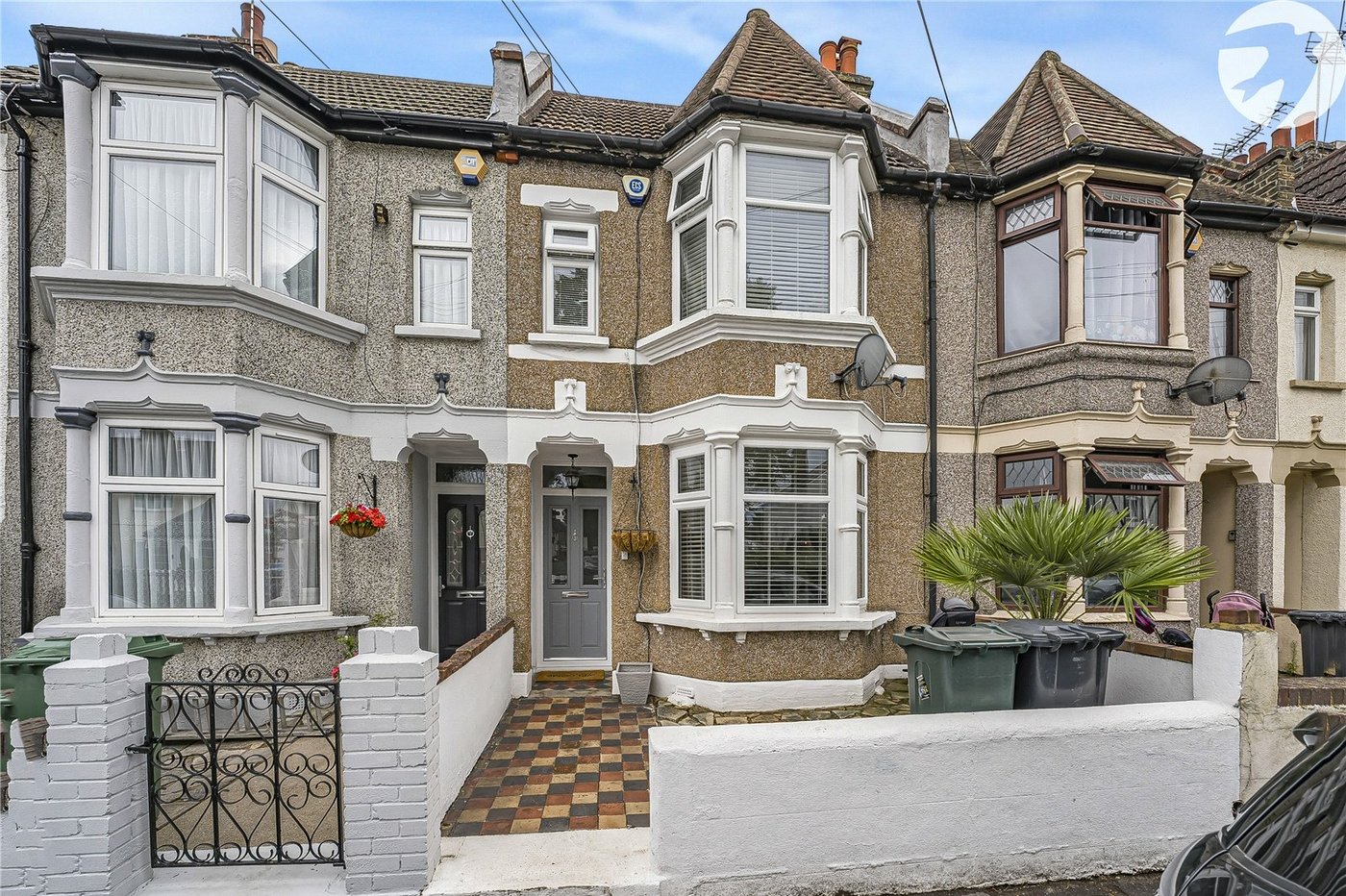 2 bedroom house for sale in Greenhithe | Robinson Jackson