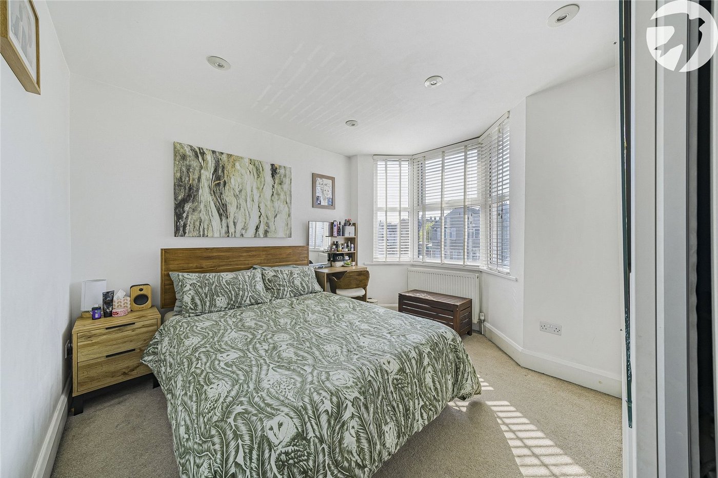 2 bedroom house for sale in Greenhithe | Robinson Jackson