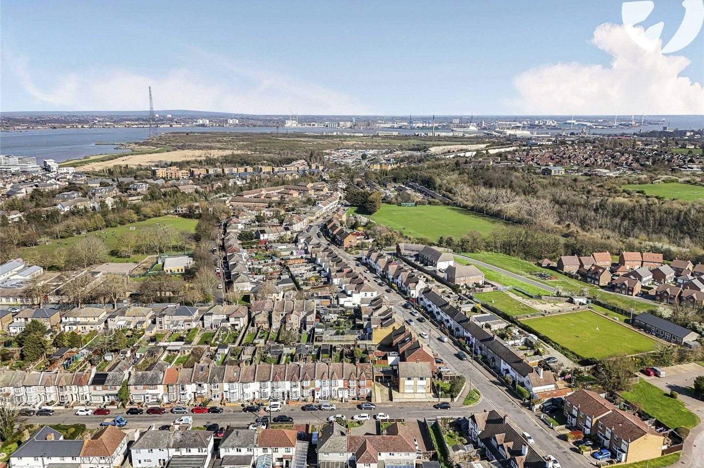 2 bedroom house for sale in Greenhithe | Robinson Jackson