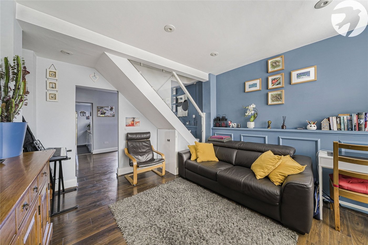 2 bedroom house for sale in Greenhithe | Robinson Jackson