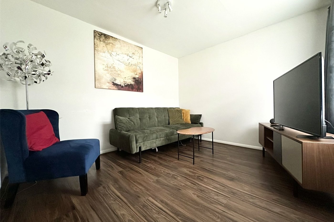 2 bedroom house for sale in Greenhithe | Robinson Jackson