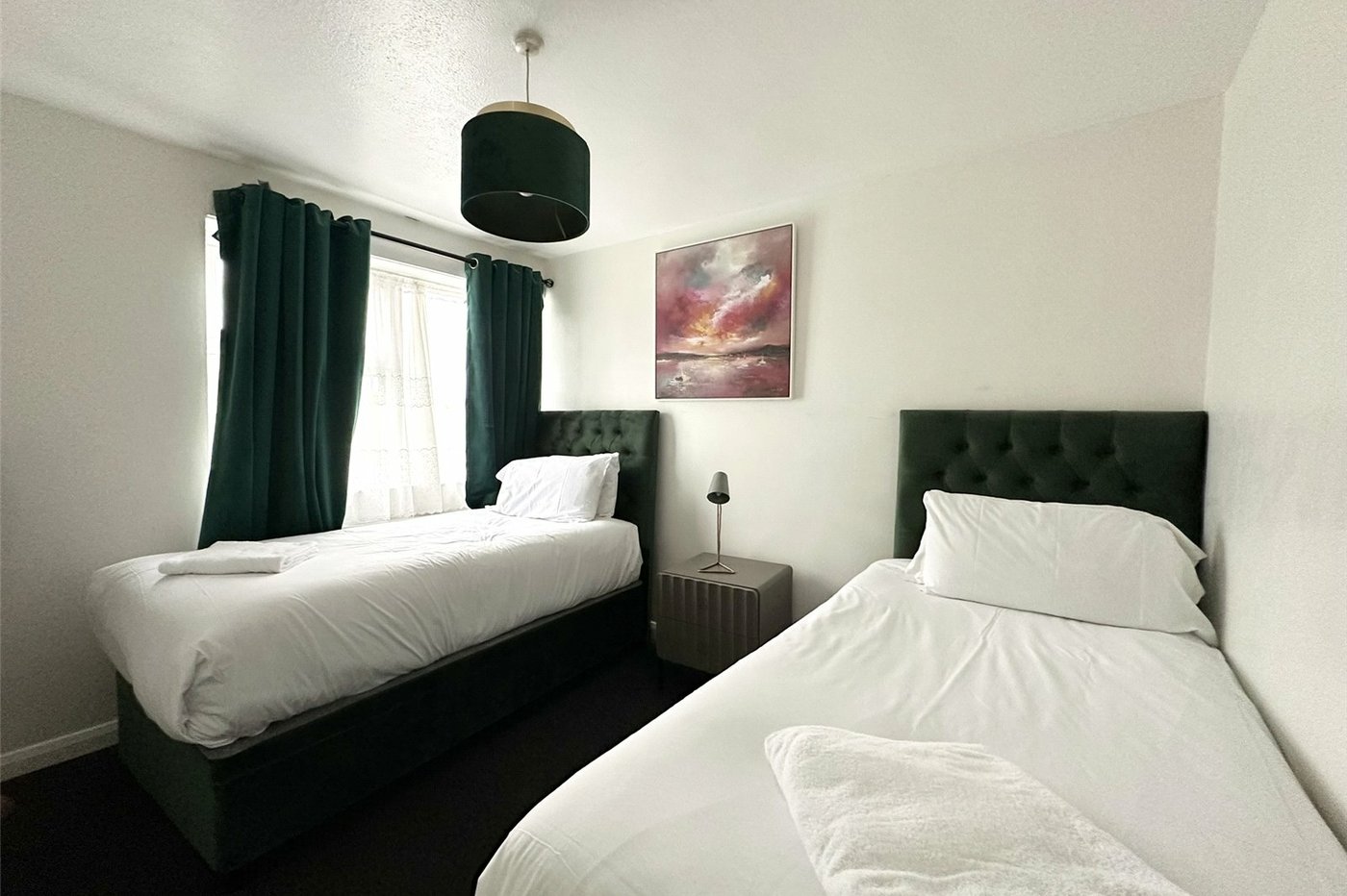 2 bedroom house for sale in Greenhithe | Robinson Jackson