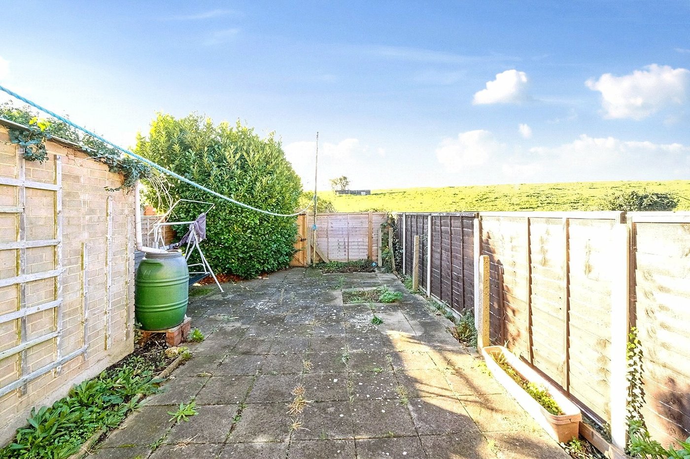 2 bedroom house for sale in Greenhithe | Robinson Jackson