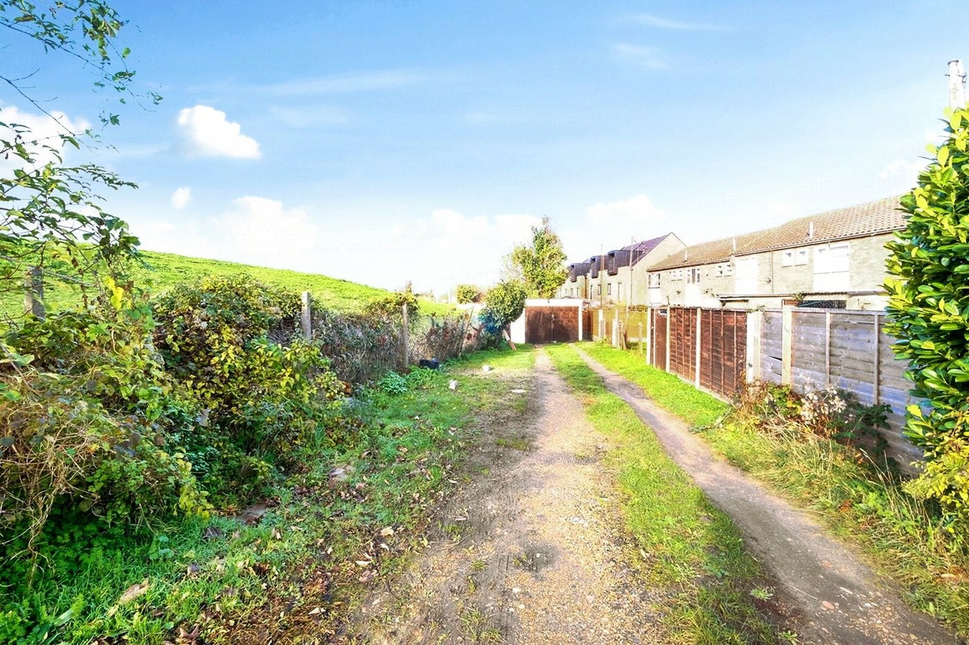 2 bedroom house for sale in Greenhithe | Robinson Jackson