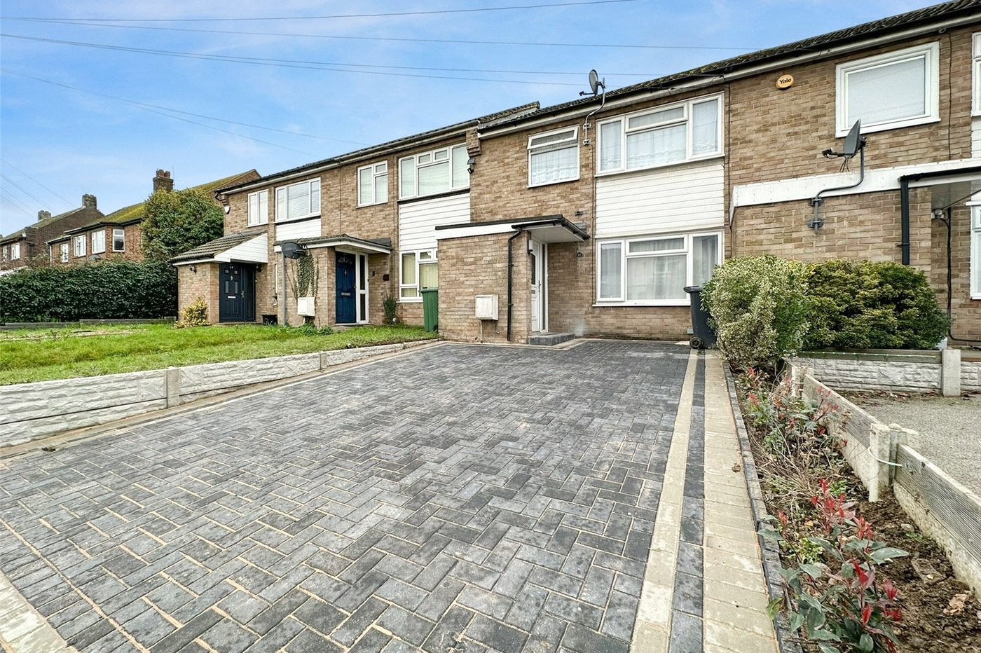 2 bedroom house for sale in Greenhithe | Robinson Jackson