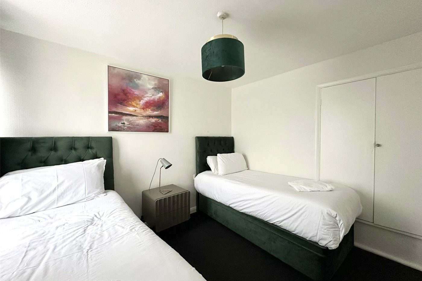 2 bedroom house for sale in Greenhithe | Robinson Jackson