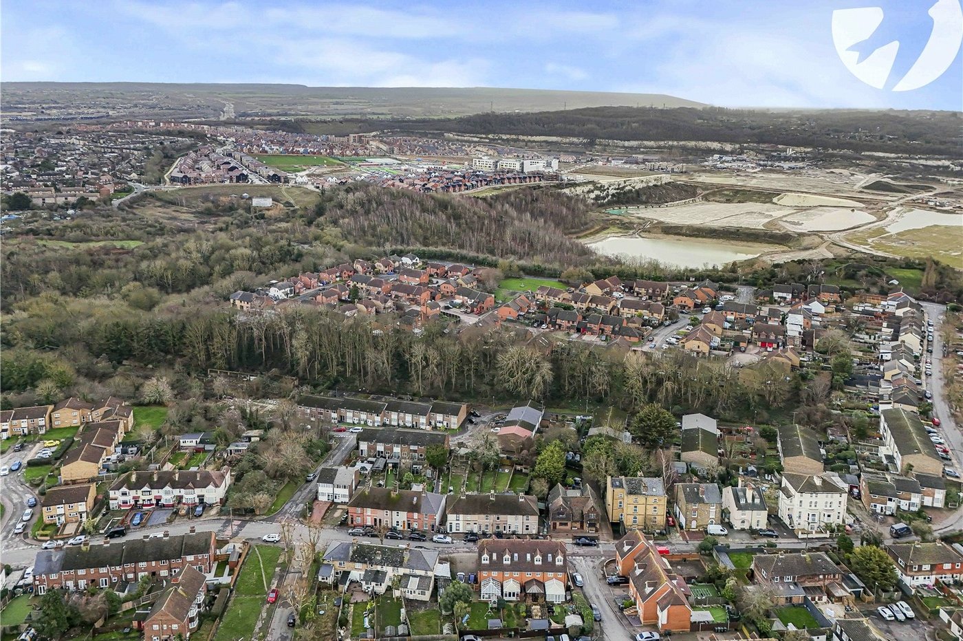 2 bedroom house for sale in Greenhithe | Robinson Jackson