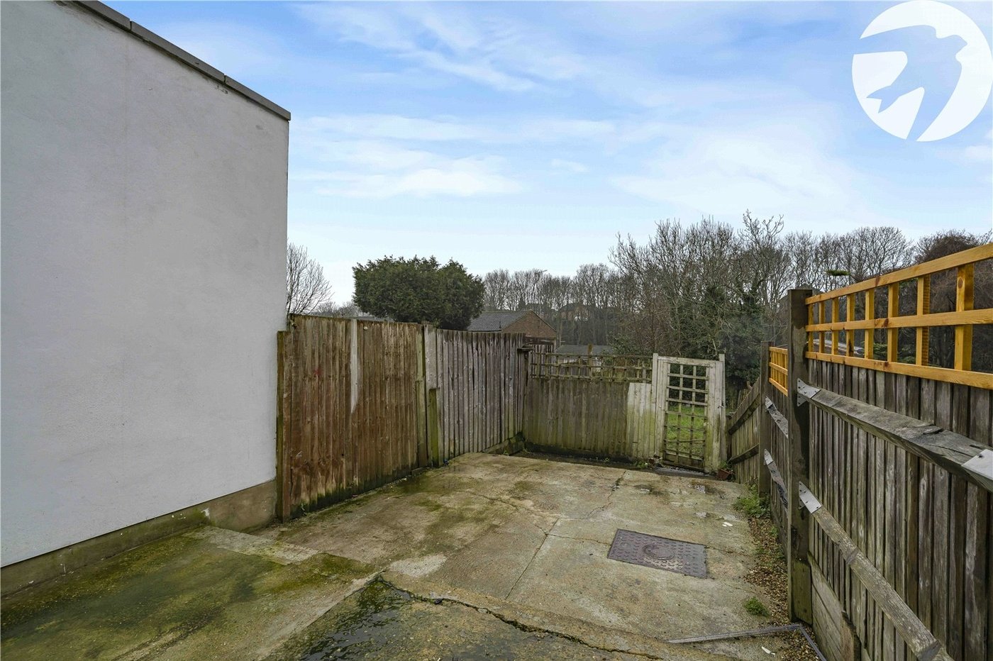 2 bedroom house for sale in Greenhithe | Robinson Jackson