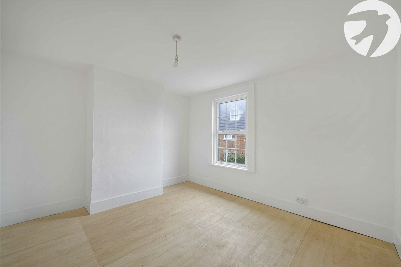 2 bedroom house for sale in Greenhithe | Robinson Jackson