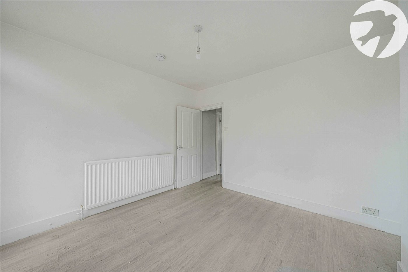 2 bedroom house for sale in Greenhithe | Robinson Jackson