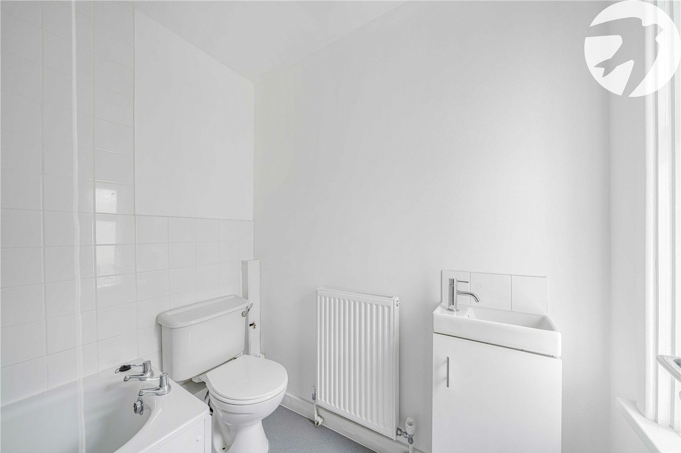 2 bedroom house for sale in Greenhithe | Robinson Jackson