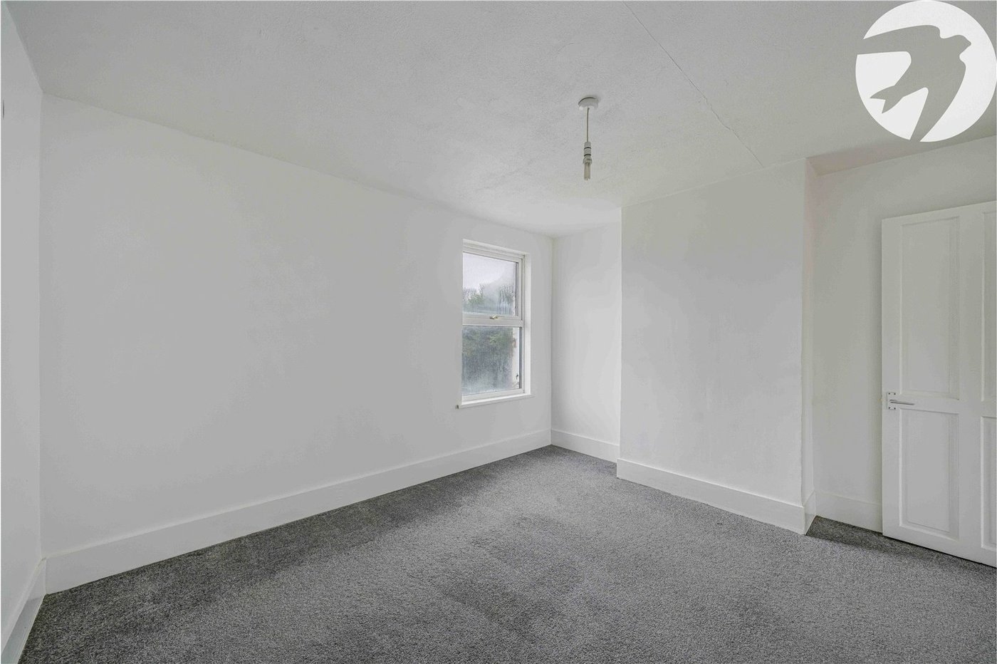 2 bedroom house for sale in Greenhithe | Robinson Jackson