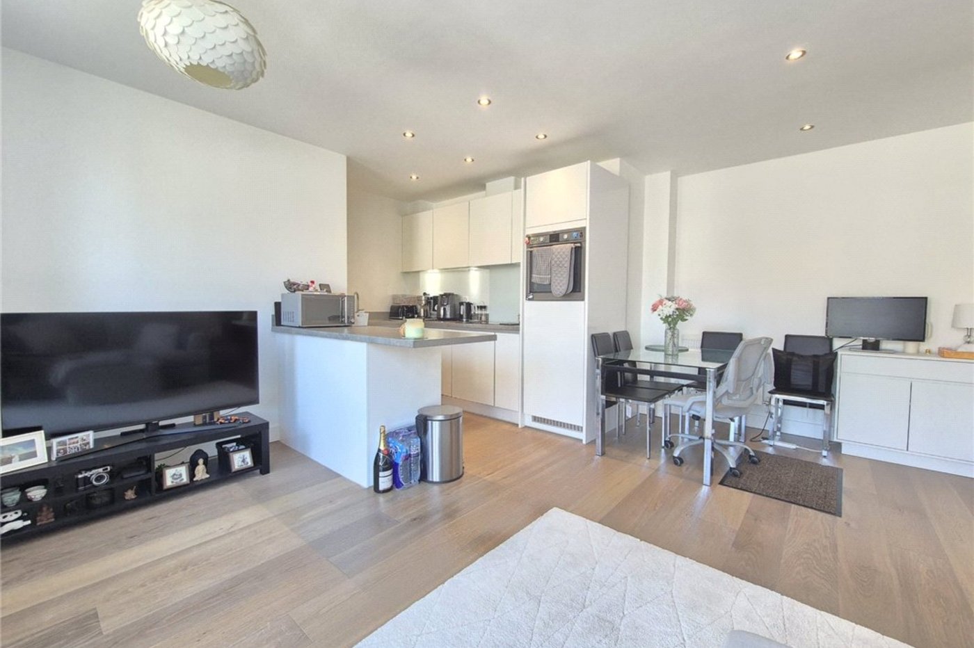 1 bedroom property for sale in Orpington | Robinson Jackson