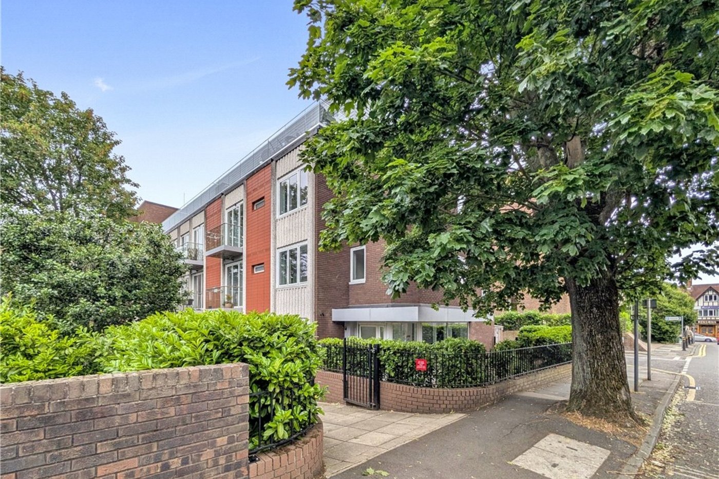 1 bedroom property for sale in Orpington | Robinson Jackson