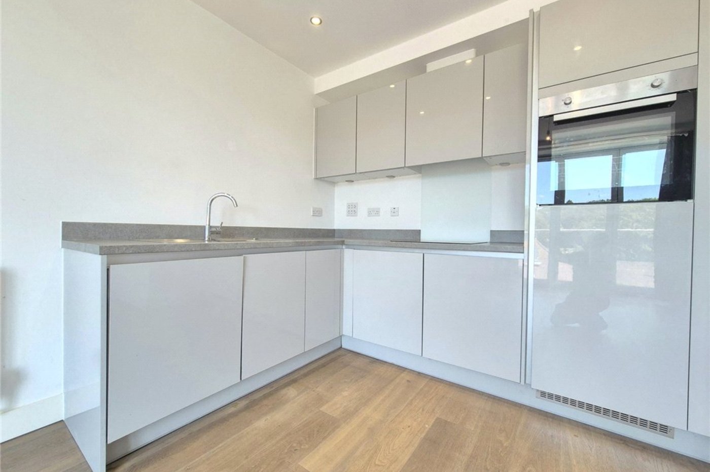 1 bedroom property for sale in Orpington | Robinson Jackson