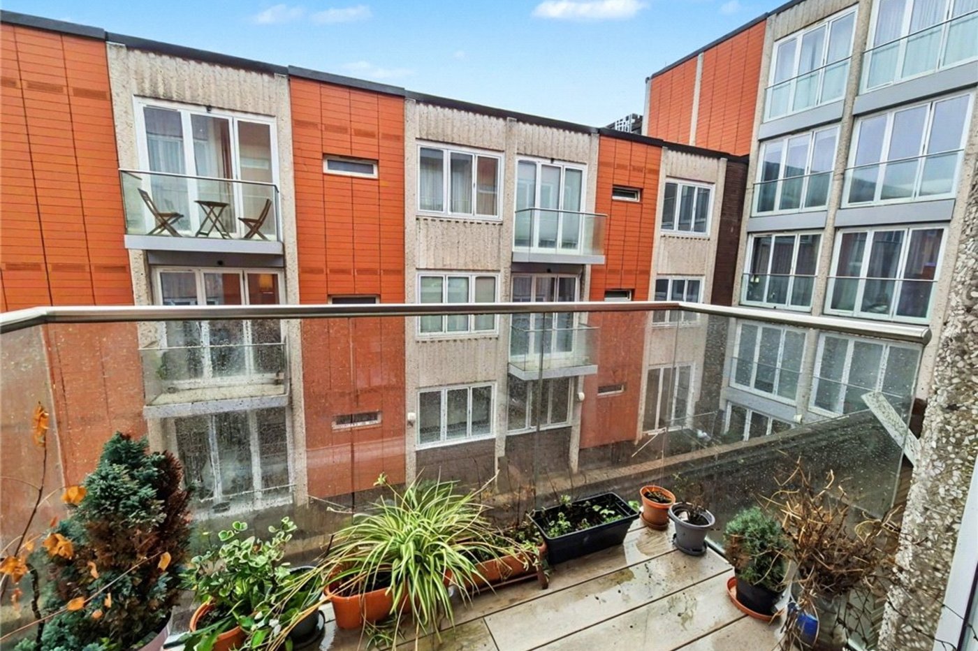 1 bedroom property for sale in Orpington | Robinson Jackson