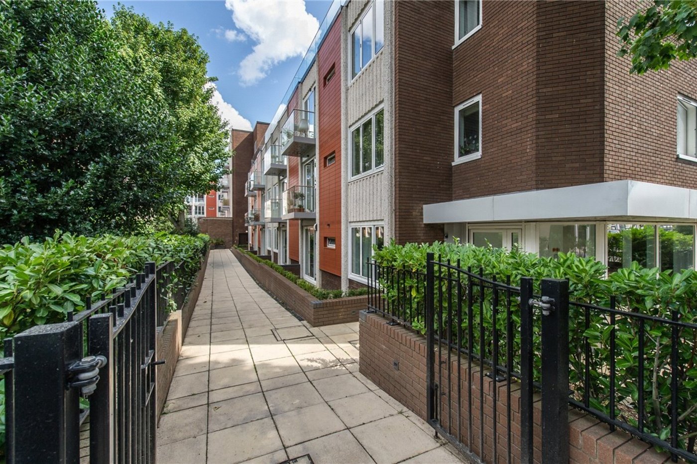 1 bedroom property for sale in Orpington | Robinson Jackson