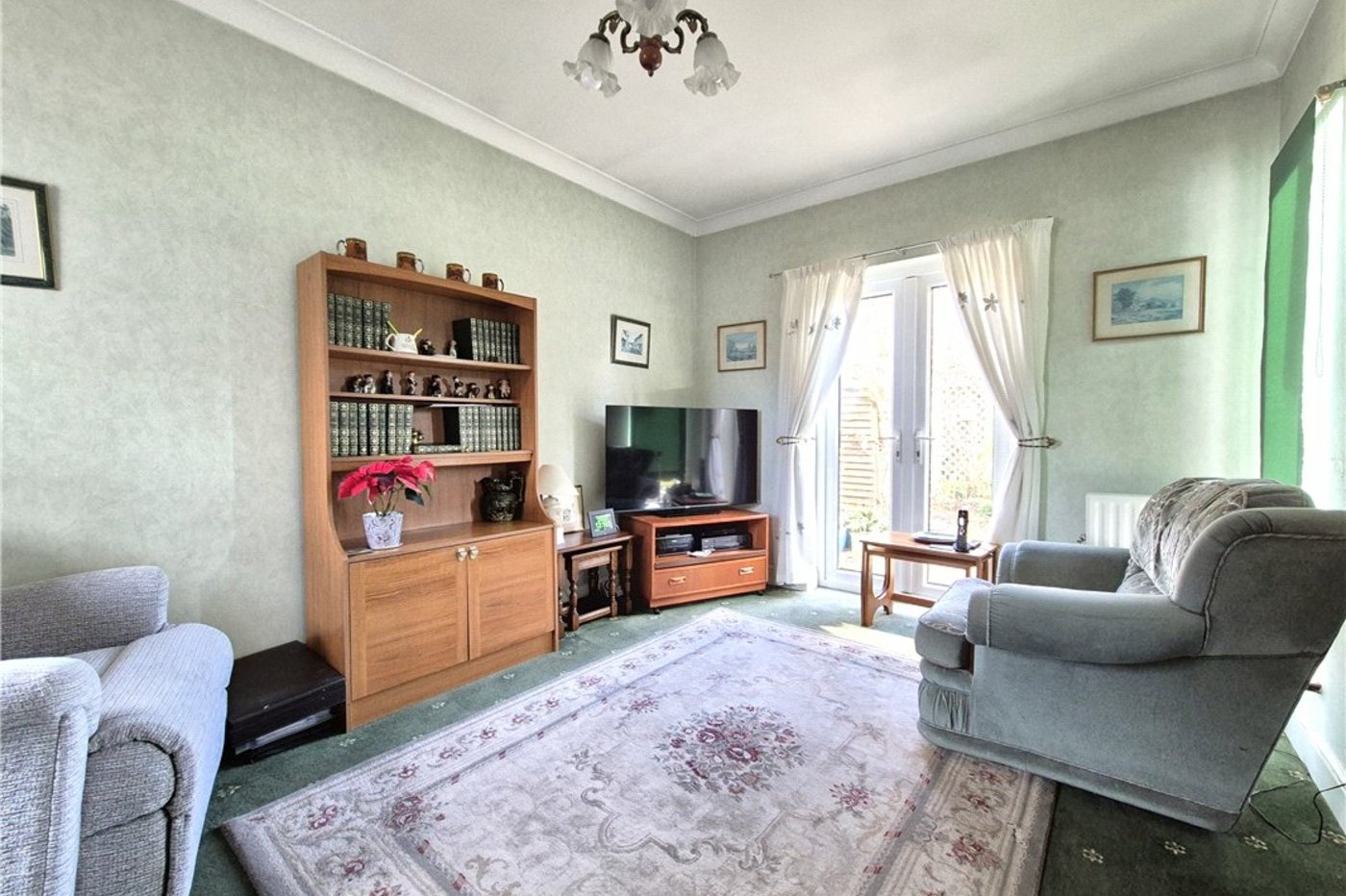 3 bedroom bungalow for sale in Orpington | Robinson Jackson