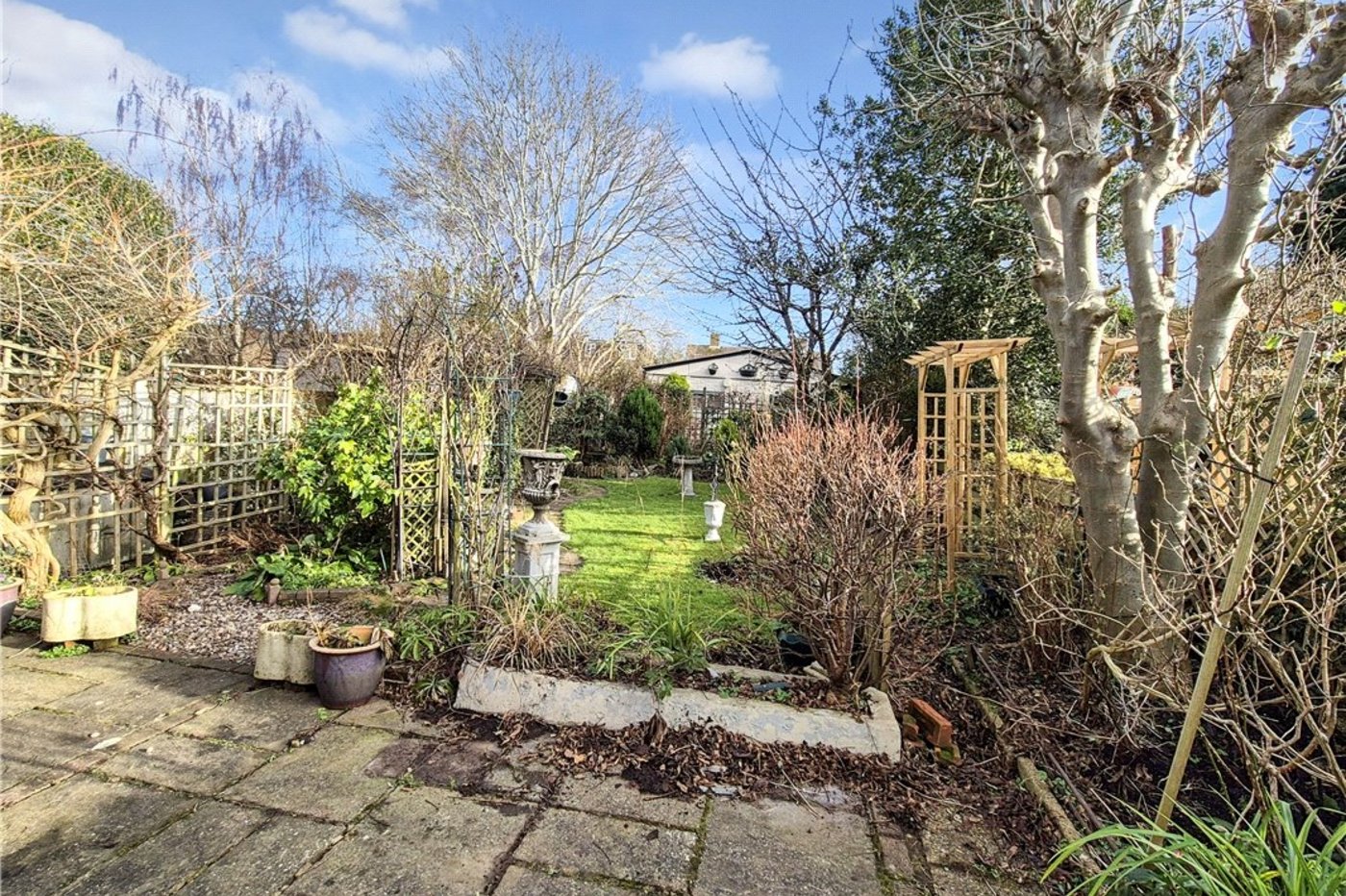 3 bedroom bungalow for sale in Orpington | Robinson Jackson