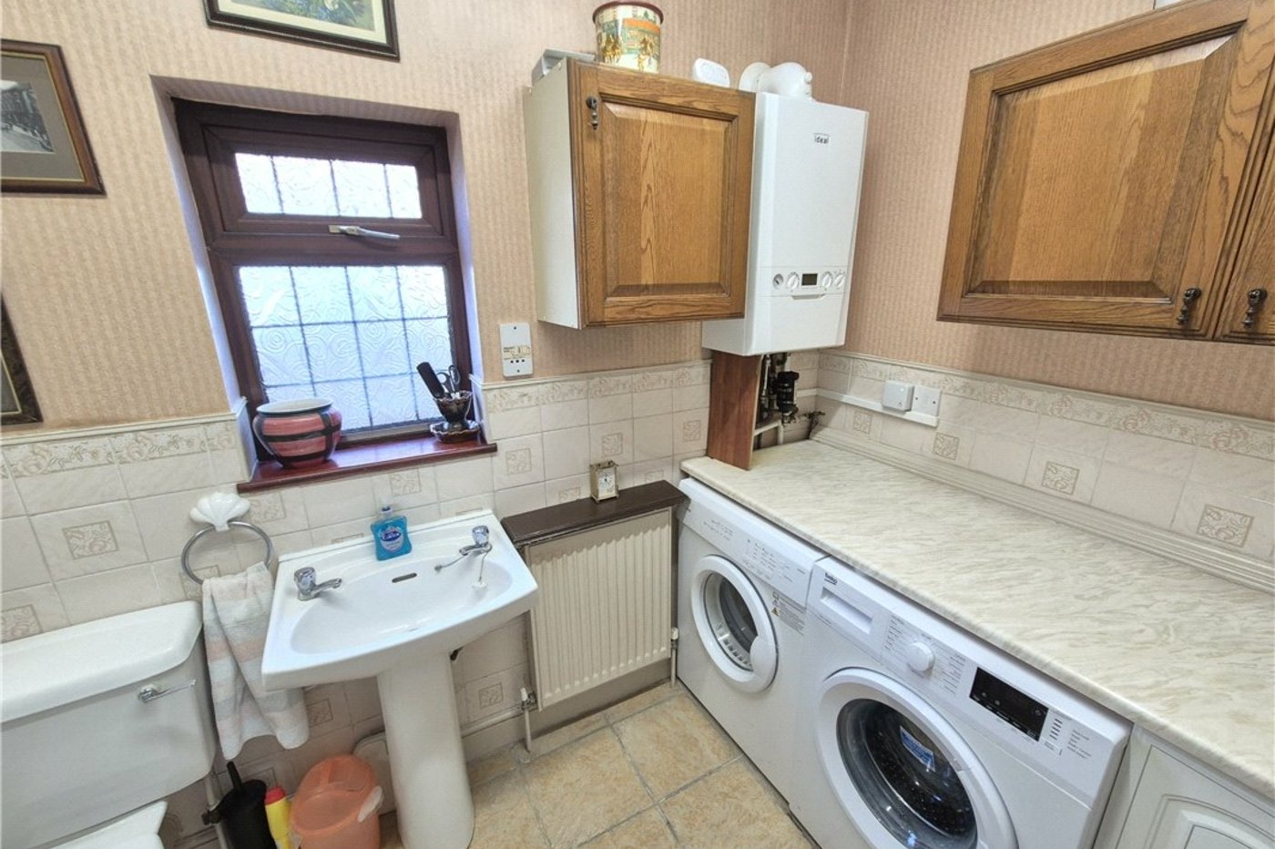 3 bedroom bungalow for sale in Orpington | Robinson Jackson