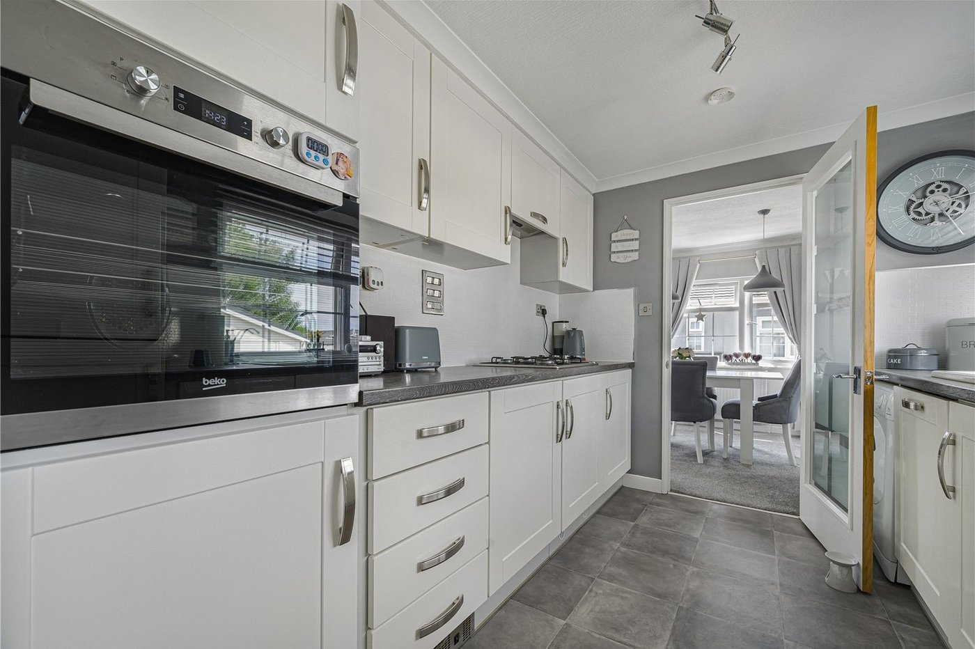 2 bedroom property for sale in Wrotham | Robinson Jackson
