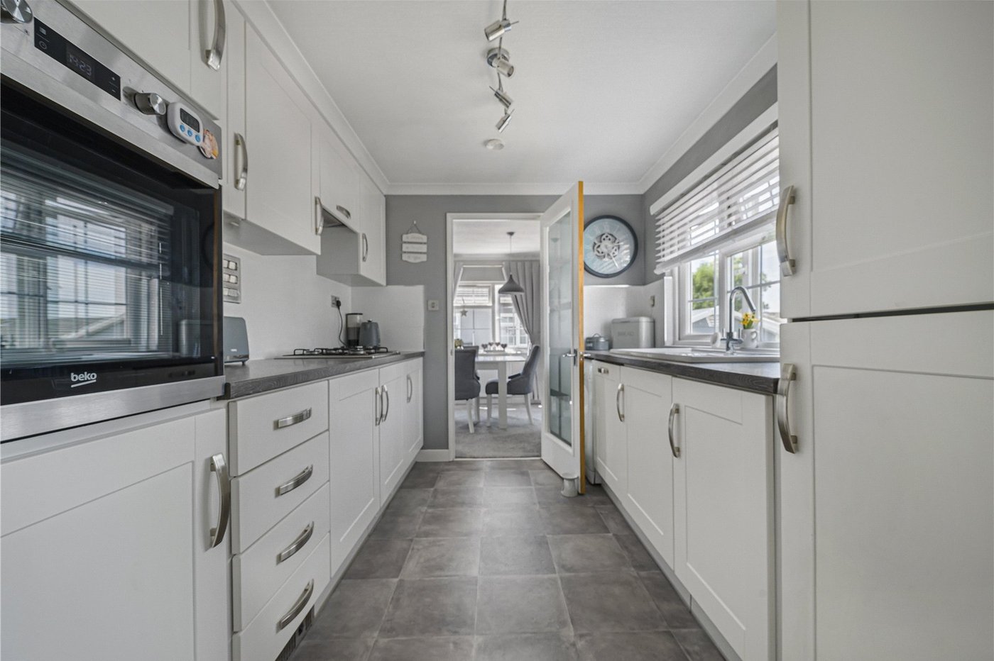 2 bedroom property for sale in Wrotham | Robinson Jackson