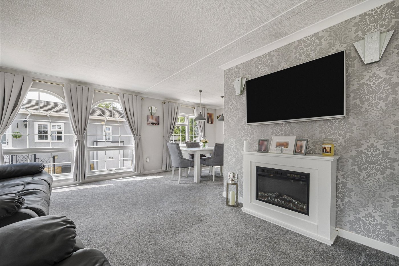 2 bedroom property for sale in Wrotham | Robinson Jackson