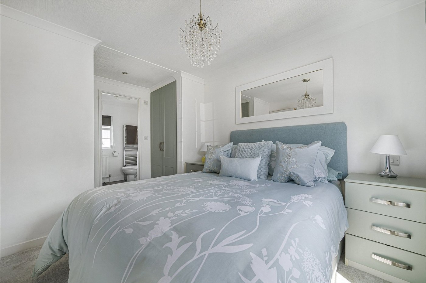2 bedroom property for sale in Wrotham | Robinson Jackson