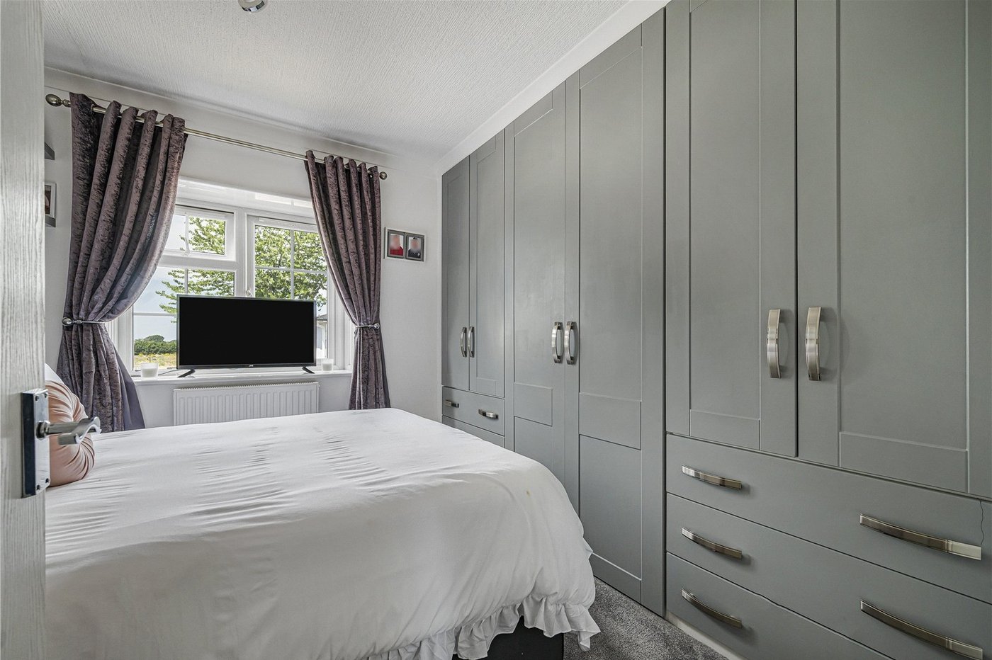 2 bedroom property for sale in Wrotham | Robinson Jackson