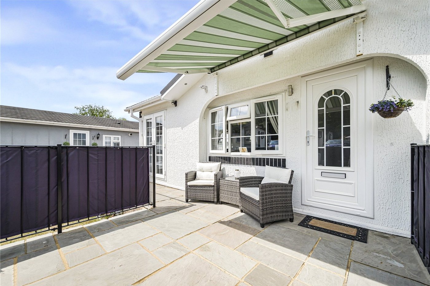 2 bedroom property for sale in Wrotham | Robinson Jackson