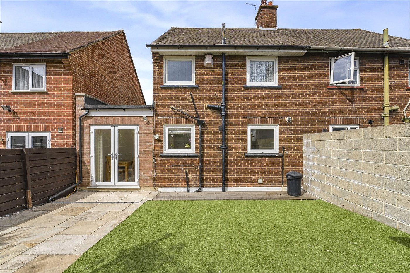 2 bedroom house for sale in Dartford | Robinson Jackson