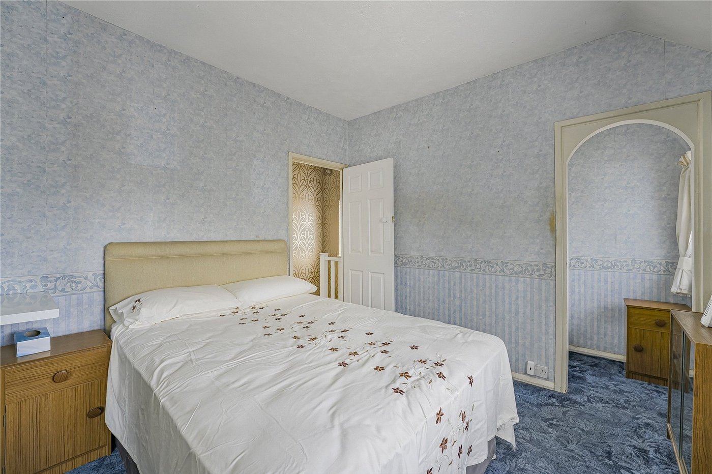 2 bedroom house for sale in Dartford | Robinson Jackson