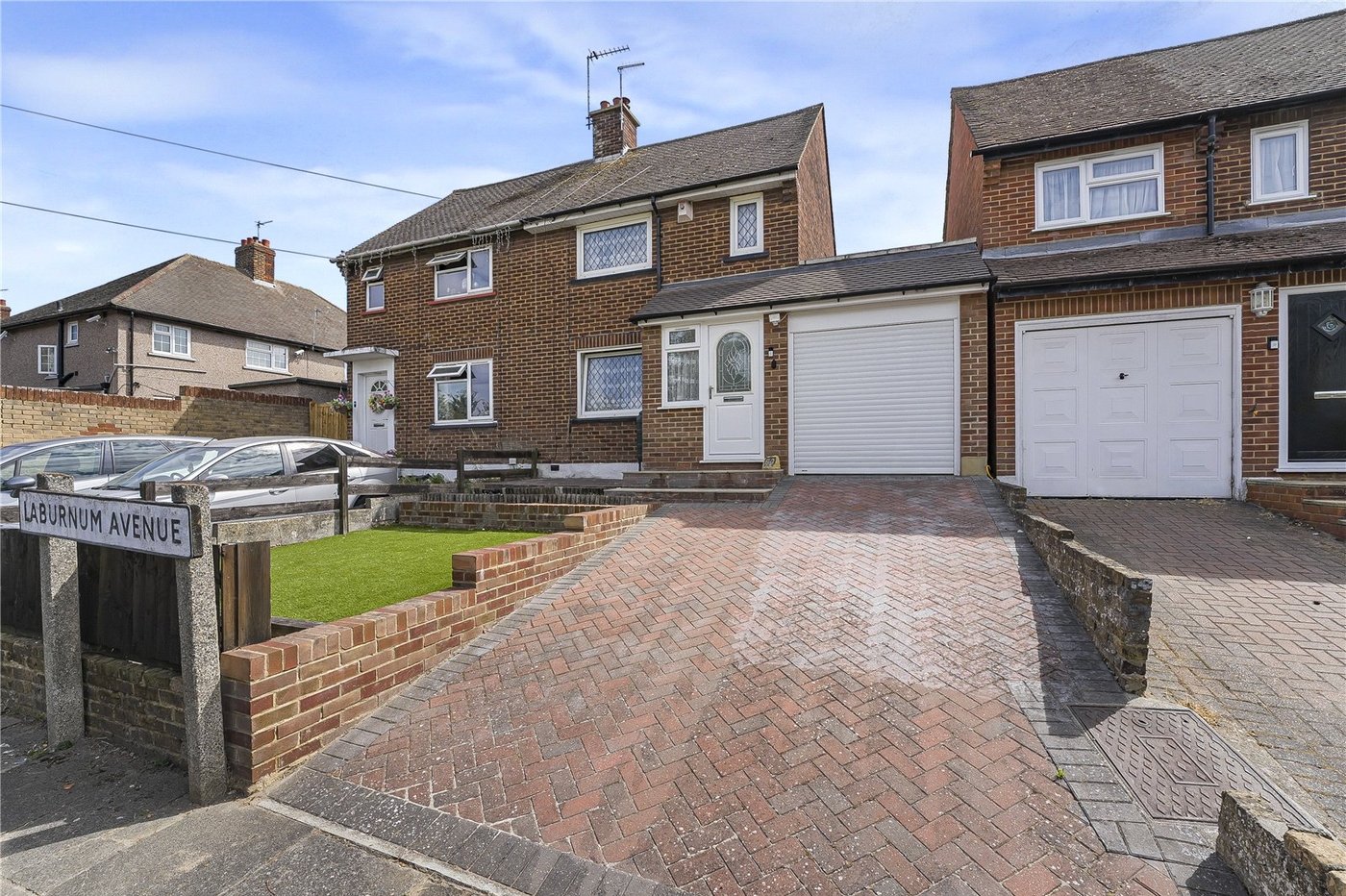 2 bedroom house for sale in Dartford | Robinson Jackson