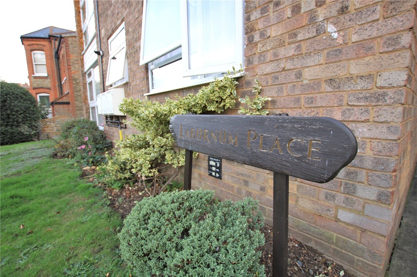 1 bedroom property for sale in Elderslie Road | Robinson Jackson