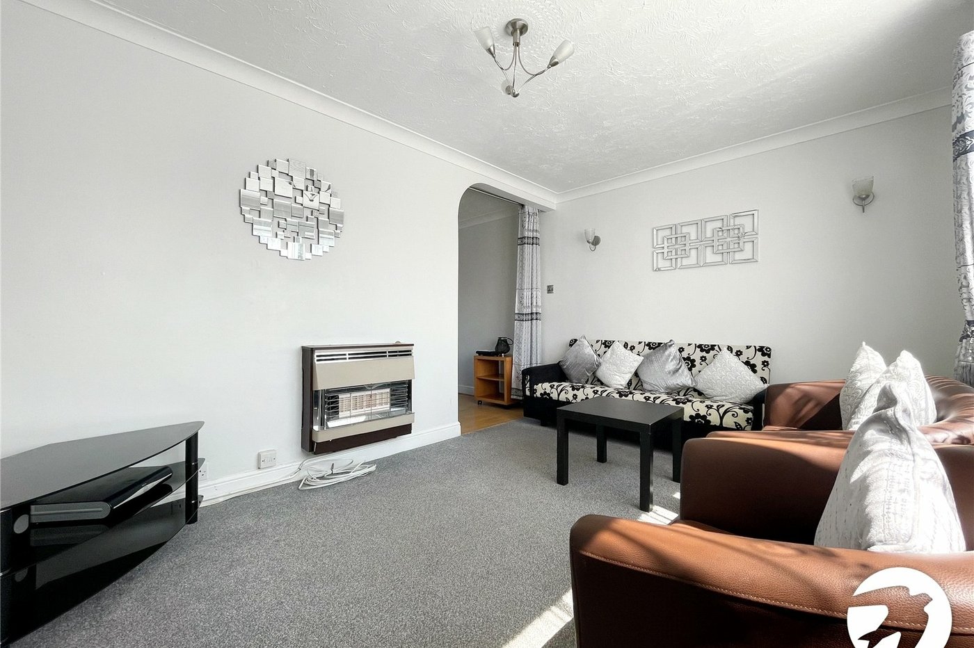 3 bedroom house for sale in Rochester | Robinson Michael & Jackson