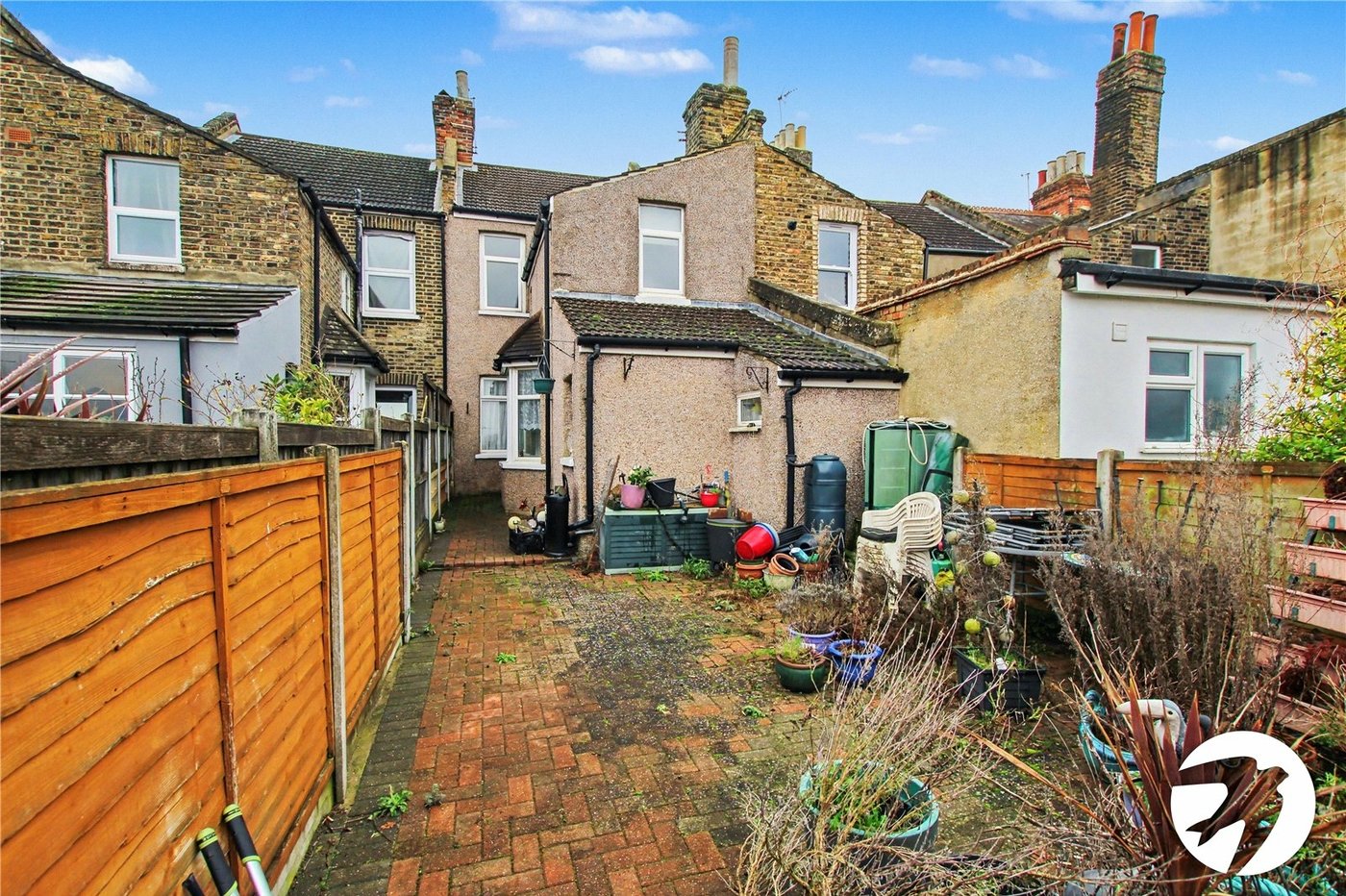 3 bedroom house for sale in Plumstead Common | Robinson Jackson