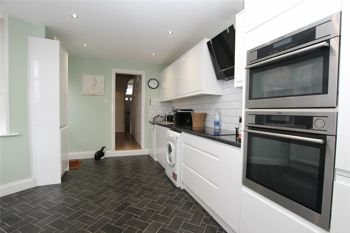 3 bedroom house for sale in Plumstead Common | Robinson Jackson