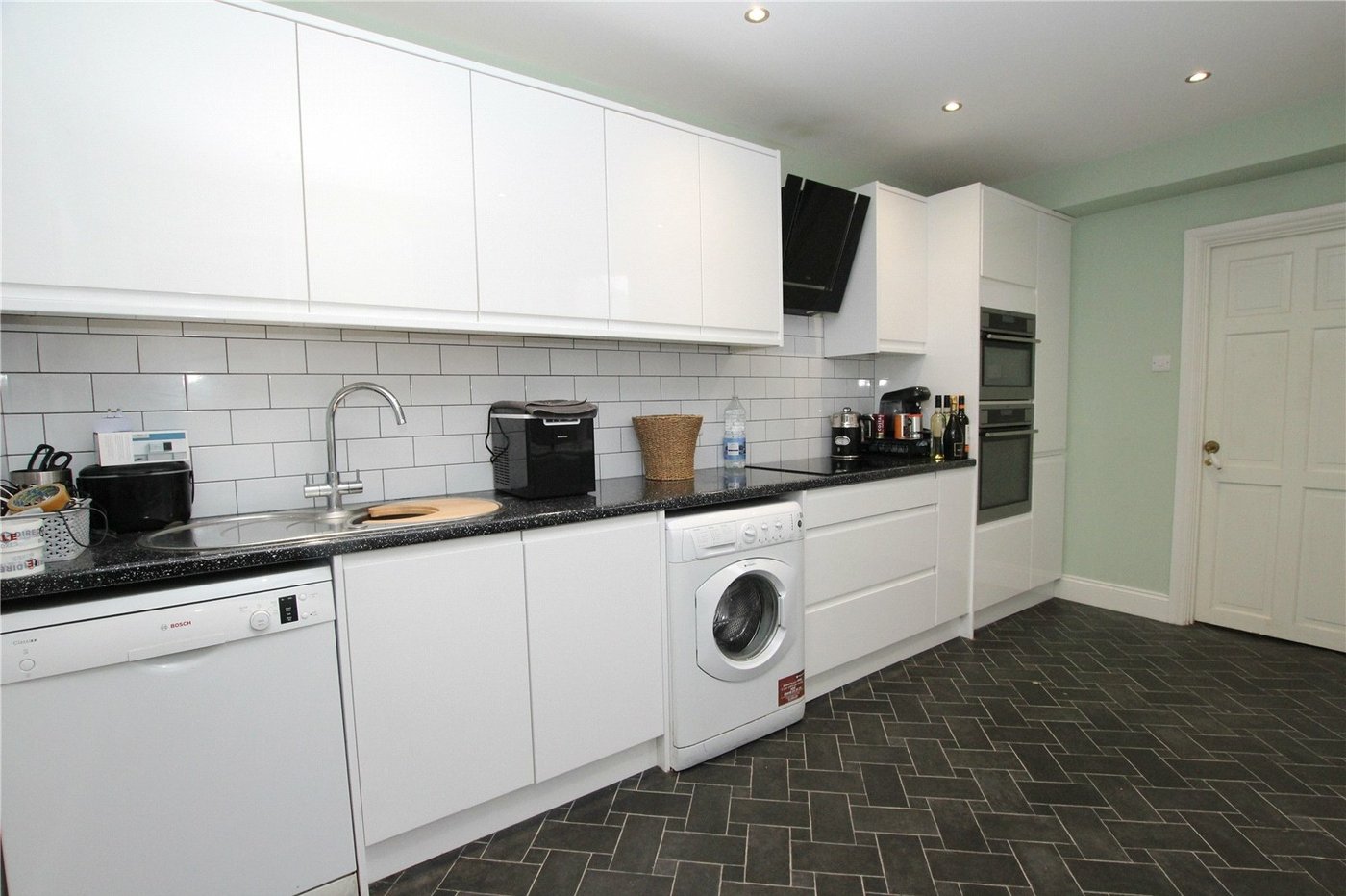 3 bedroom house for sale in Plumstead Common | Robinson Jackson