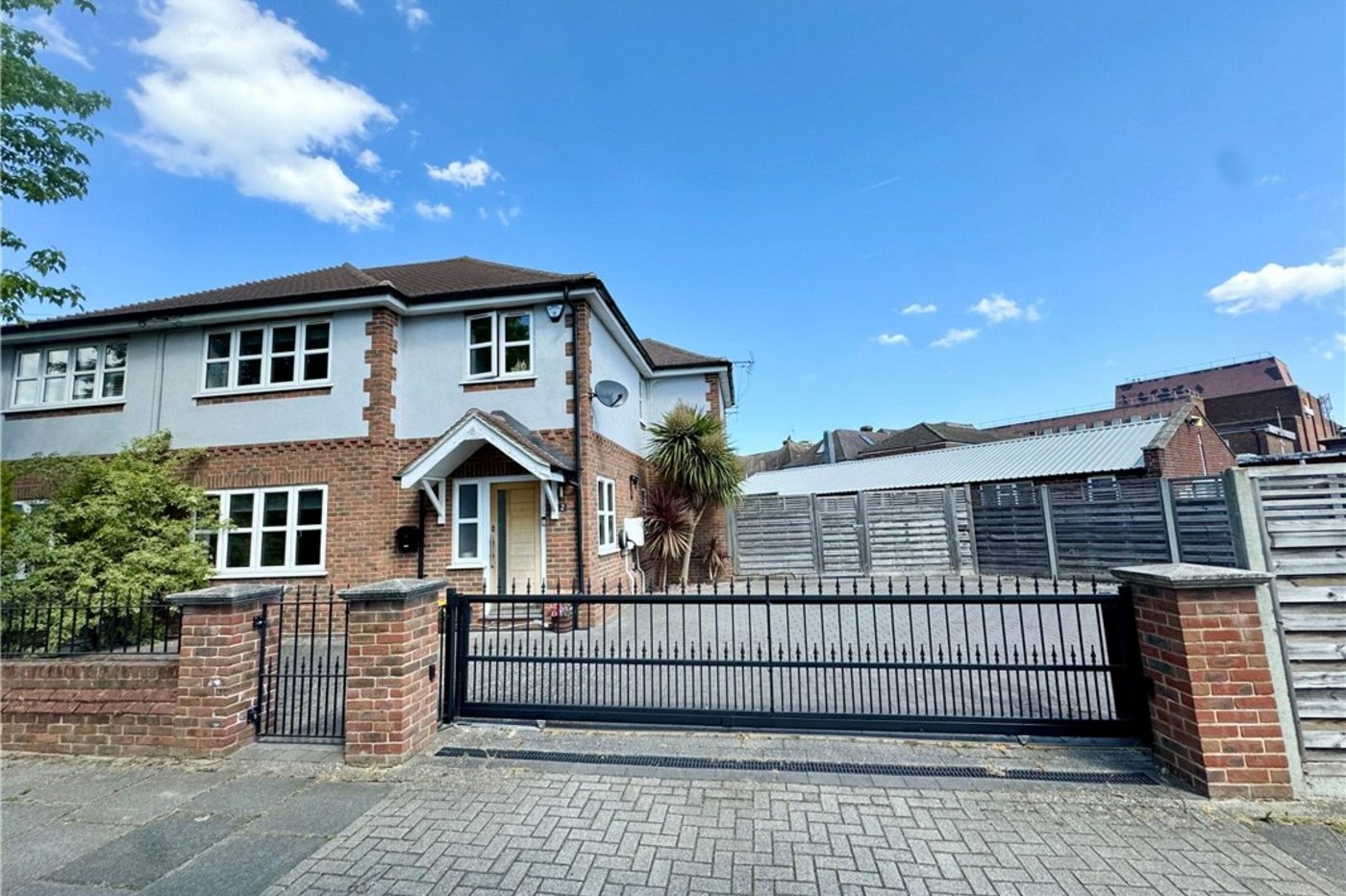 4 bedroom house for sale in Petts Wood | Robinson Jackson