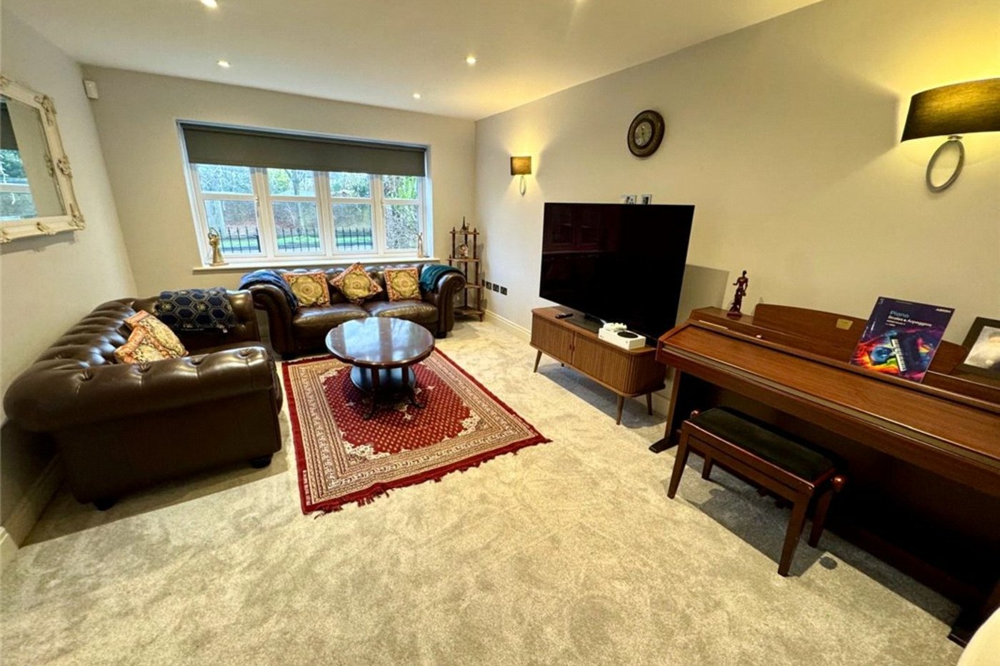 4 bedroom house for sale in Petts Wood | Robinson Jackson
