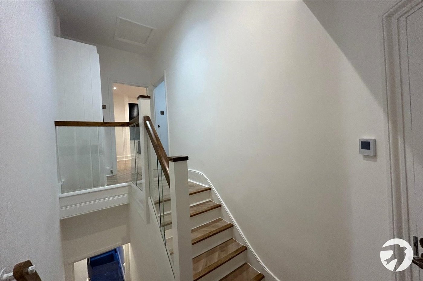 2 bedroom property for sale in London | Robinson Jackson