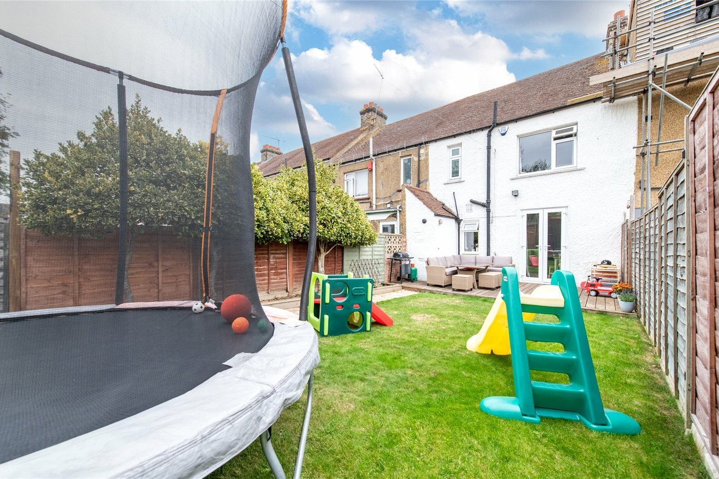 3 bedroom house to rent in Gravesend | Robinson Michael & Jackson