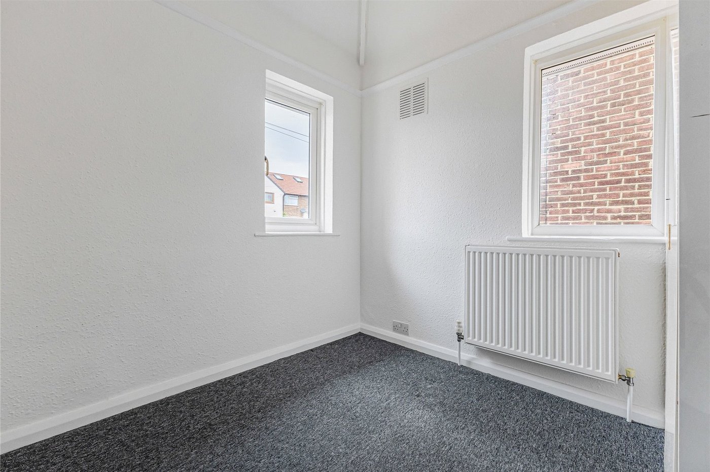 3 bedroom house for sale in Rochester | Robinson Michael & Jackson