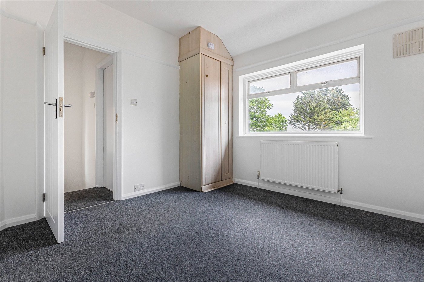 3 bedroom house for sale in Rochester | Robinson Michael & Jackson