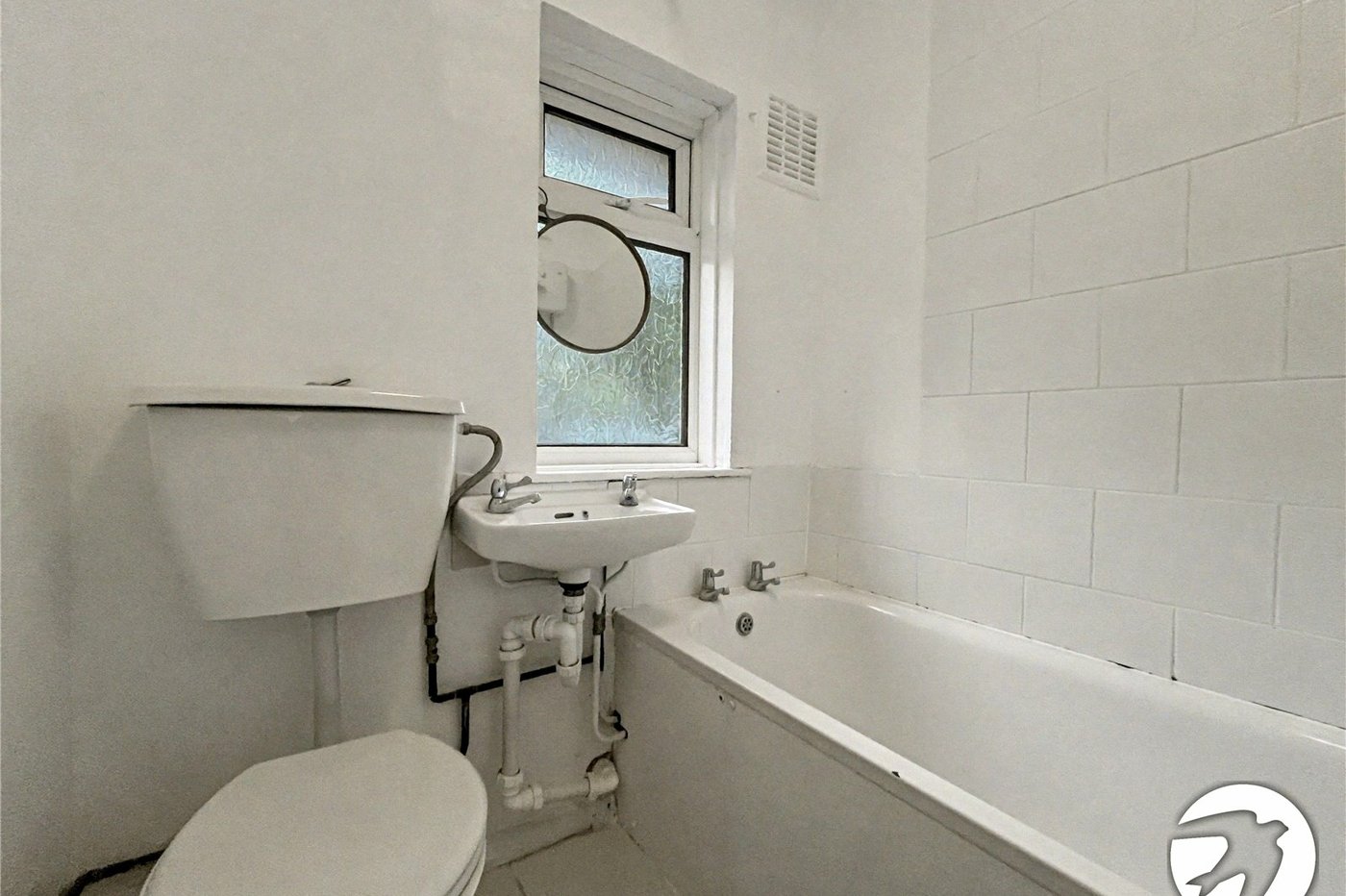 3 bedroom house for sale in Strood | Robinson Michael & Jackson