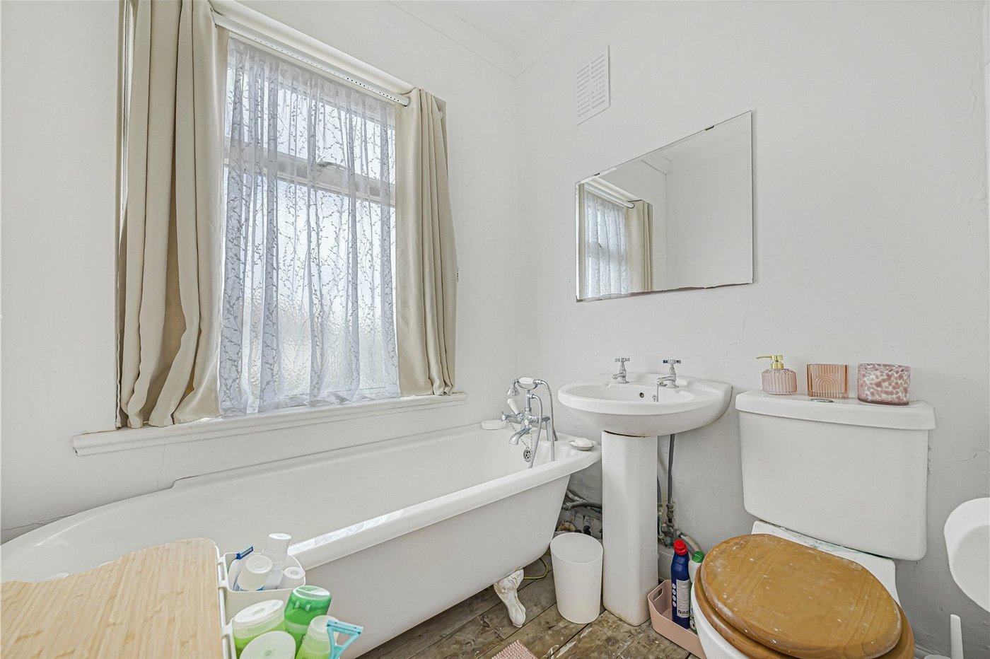 3 bedroom house for sale in Welling | Robinson Jackson