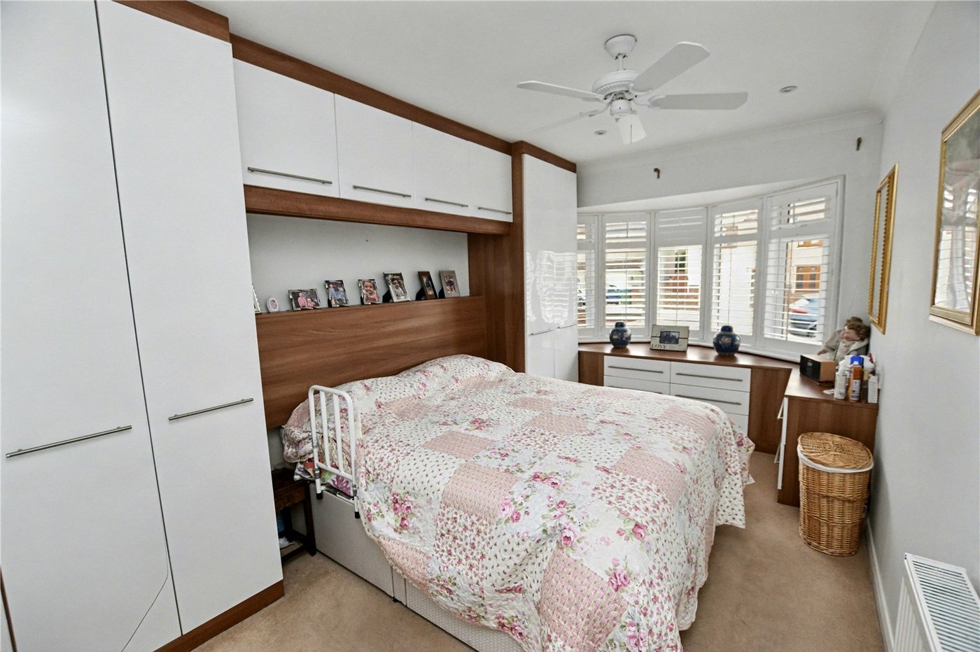 5 bedroom bungalow for sale in Bexleyheath | Robinson Jackson