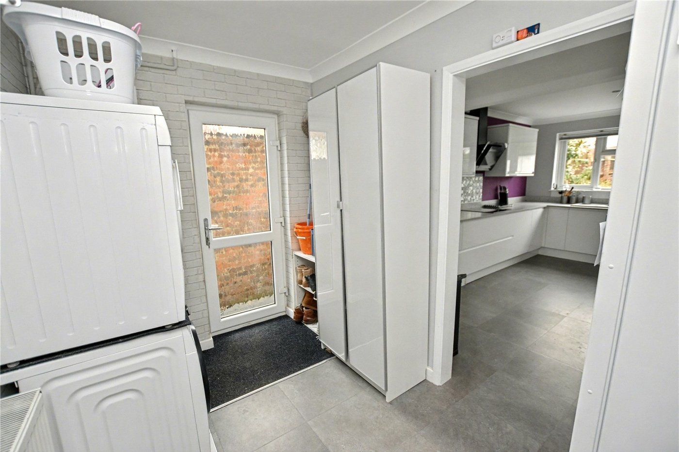 5 bedroom bungalow for sale in Bexleyheath | Robinson Jackson